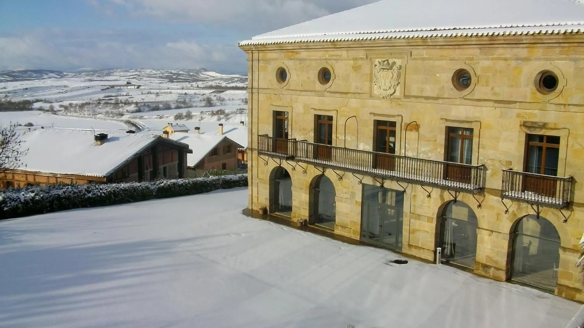 Parador De Argomaniz Hotell