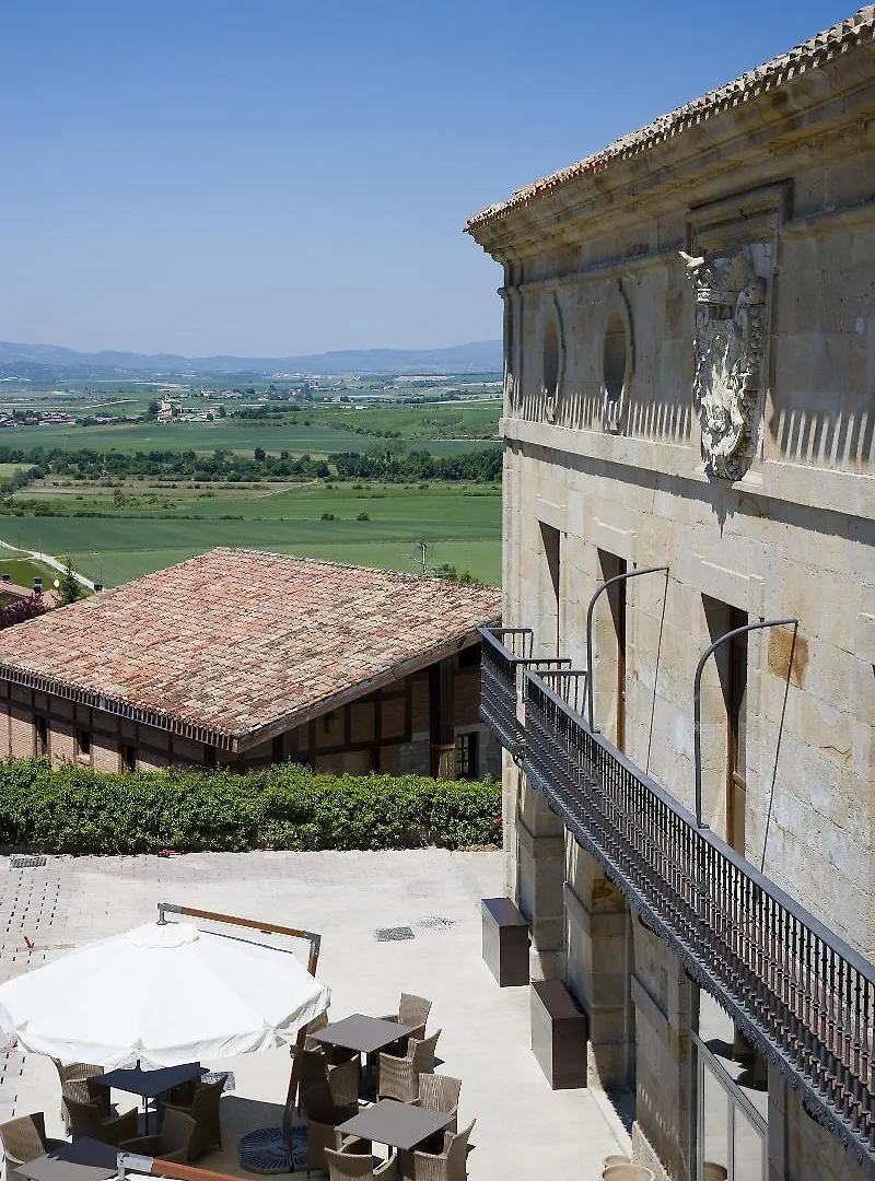 Parador De Argómaniz Hotel