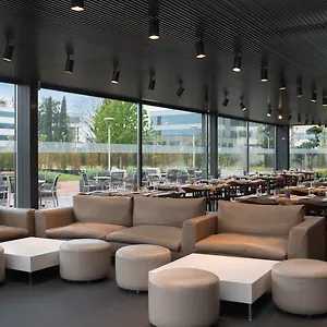 https://bah-barcelona-airport-hotel.catalonia-hotels.com