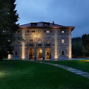 4* Hotel Iriarte Jauregia