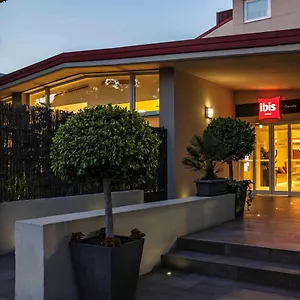 https://ibis-cornella.top-hotels-tarragona.com