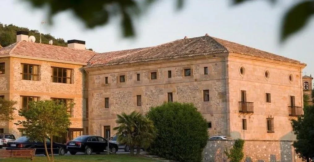 Parador De Argomaniz Hotel