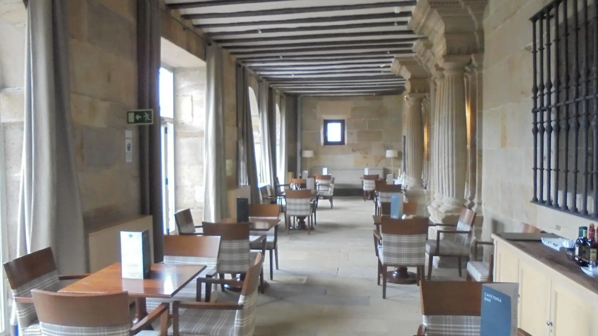 Parador De Argomaniz 4*,